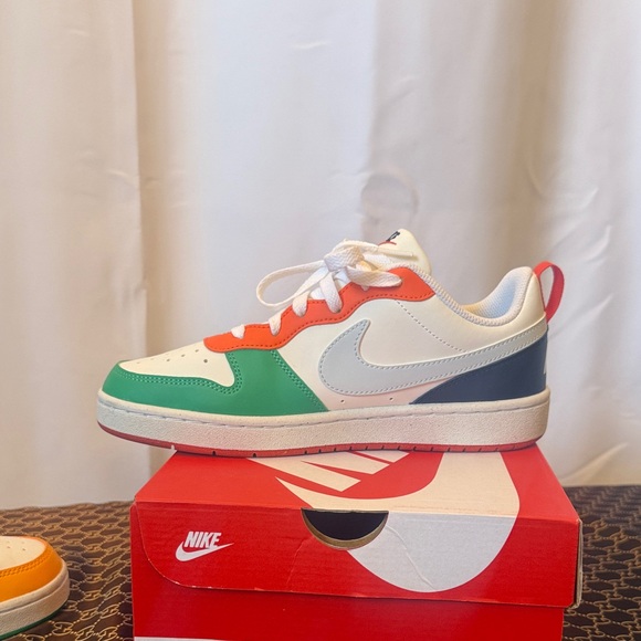 Nike Multicolor Low-Top Sneakers retro - Picture 9 of 12